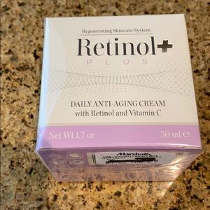 Daily anti aging cream
